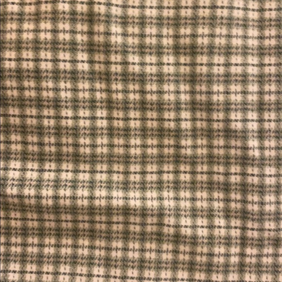 Brandy Melville Skirt - Picture 2 of 3